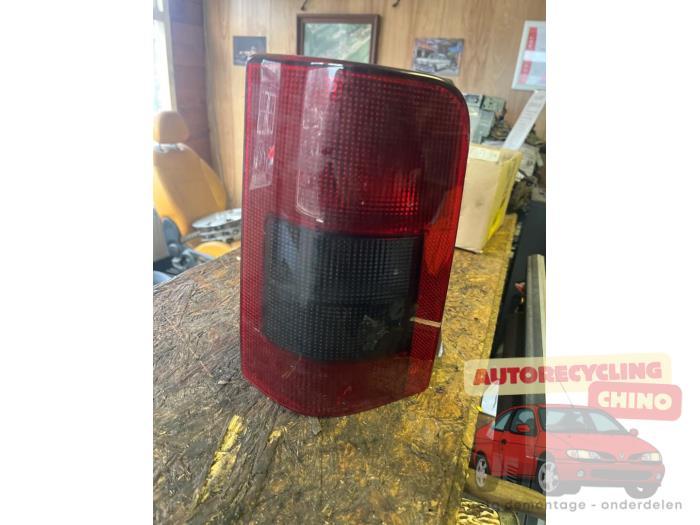 Feu arrière gauche d'un Peugeot Partner, Autos : Pièces & Accessoires, Éclairage, -, 3 mois de garantie, Utilisé, -