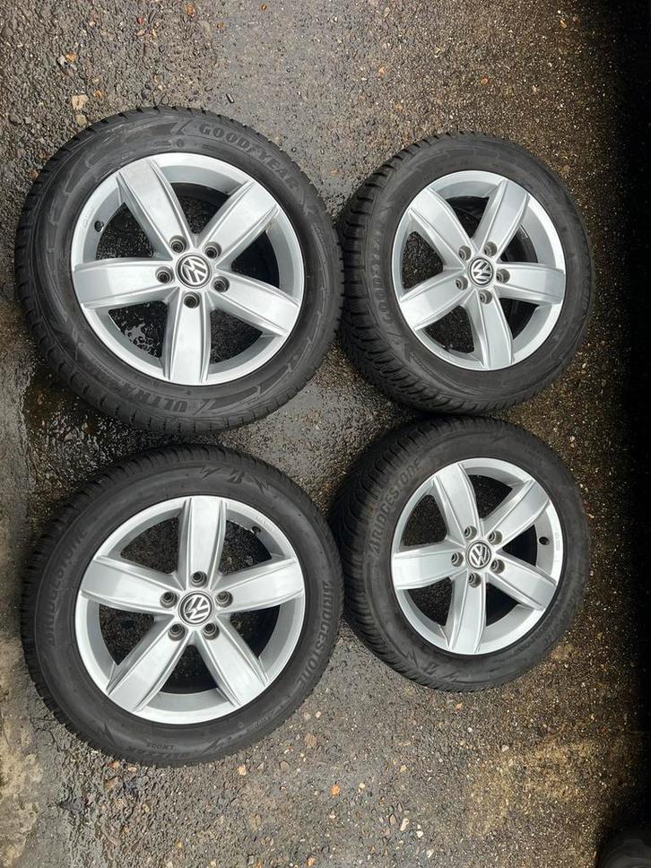 Volkswagen Golf 7 16 inch Velgen met Banden, Autos : Pièces & Accessoires, Pneus & Jantes, Pneu(s), Pneus hiver, 16 pouces, Enlèvement ou Envoi