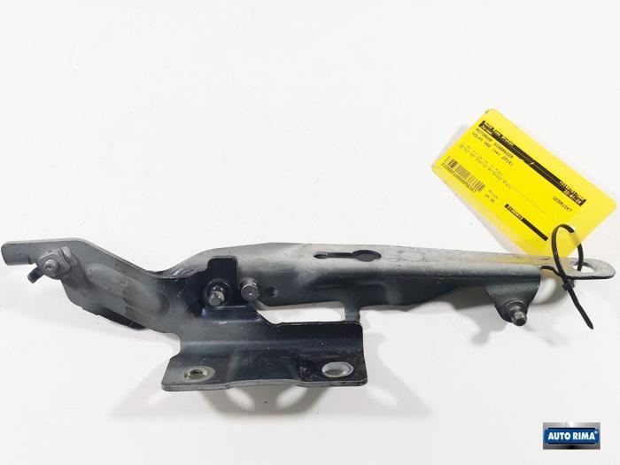 Motorkap Scharnier van een Volvo V60, Auto-onderdelen, Overige Auto-onderdelen, Volvo, Gebruikt, 3 maanden garantie, Ophalen of Verzenden
