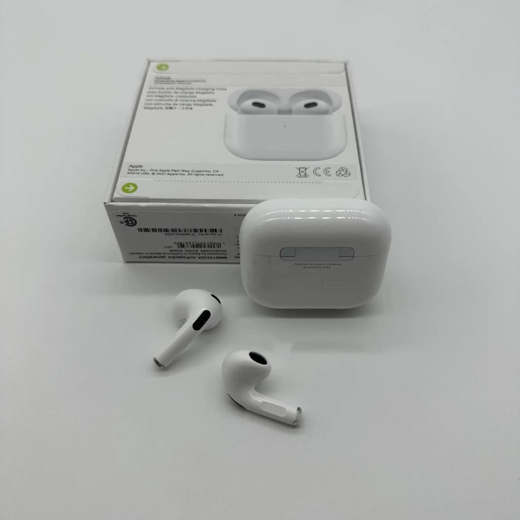 Apple AirPods 3 with MagSafe Charging Case, Telecommunicatie, Mobiele telefoons | Oordopjes, Nieuw, In oorschelp (earbud), Apple