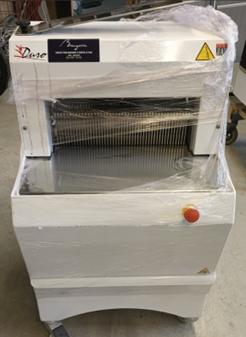 Trancheuse à pain JAC BEL 450/9 – Occasion, Enlèvement, Utilisé, Boulangerie et Boucherie