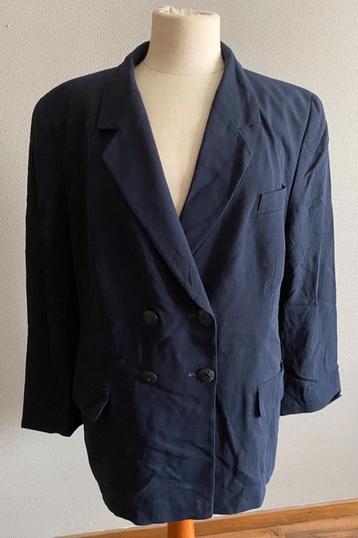 Donkerblauwe blazer Louis Féraud maat 46, Kleding | Dames, Maat 46/48 (XL) of groter, Louis Féraud, Zo goed als nieuw, Jasje