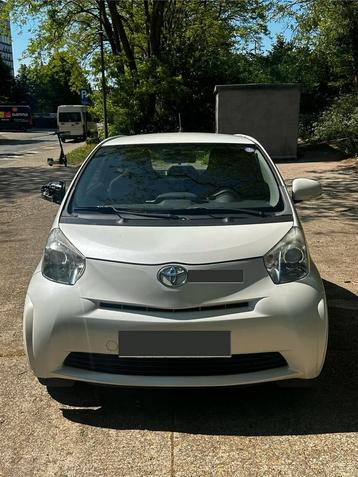 Toyota iq benzine 1000cc 164.000km, Auto's, Toyota, IQ, Handgeschakeld, Particulier, Airconditioning