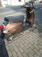 Te koop scooter venesi b klasse 50 cc, Ophalen of Verzenden, Zo goed als nieuw