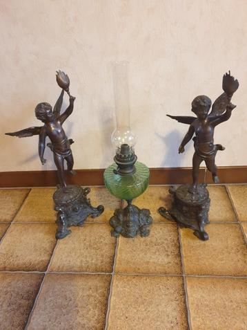 olielamp en engeltjes, Enlèvement