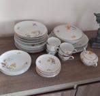 Borden en tassen, Huis en Inrichting, Keuken | Servies, Ophalen, Bord(en)