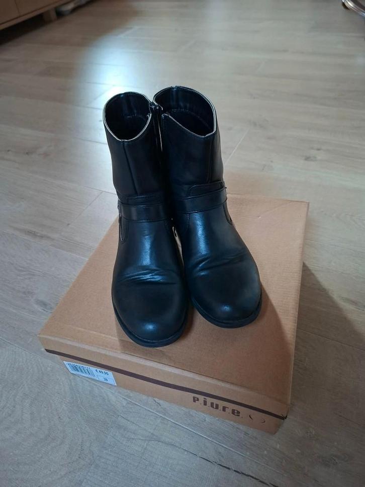 Bottines en cuir noires (pointure 39), Vêtements | Femmes, Chaussures, Porté, Boots et Botinnes, Noir, Enlèvement ou Envoi