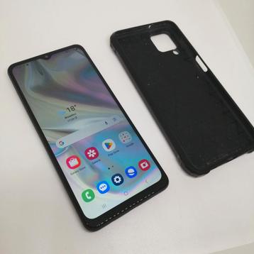 Samsung Galaxy A12 avec 128 Go beschikbaar voor biedingen