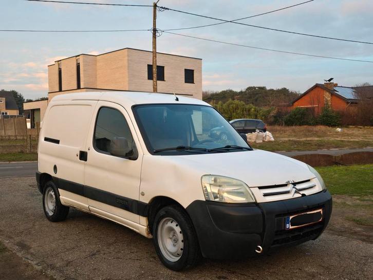 Citroën Berlingo 1.9Diesel 191.000km 2004Euro3 prix 1300€, Autos, Camionnettes & Utilitaires, Particulier, Radio, Citroën, Enlèvement