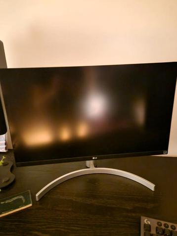 LG 27UK650-W - 4K monitor 27inch beschikbaar voor biedingen