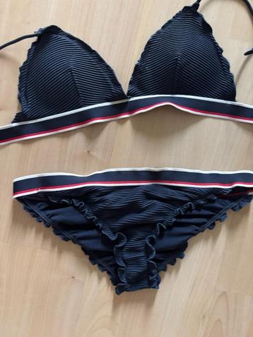 Bikini maat 36 beschikbaar voor biedingen