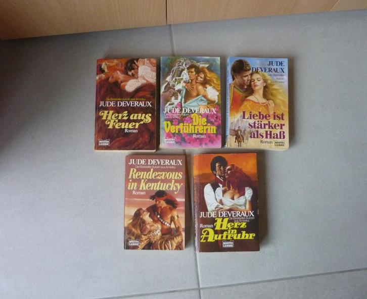 Lot van 5 Duitse boeken romans van Jude Deveraux, Boeken, Romans, België, Ophalen of Verzenden