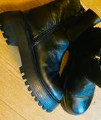 Bottines cuir a plate-forme 37, Vêtements | Femmes, Vêtements Femmes Autre, Autre, Enlèvement ou Envoi, Comme neuf