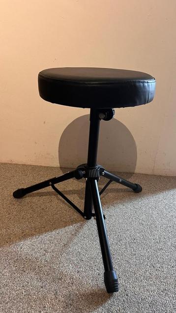 Krukje voor muzikanten (oplooibaar en in hoogte verstelbaar) beschikbaar voor biedingen