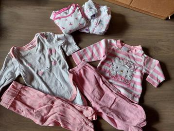 Babykleding maat 68 (volle doos)