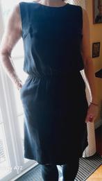 Leuke jurk met een mooie halslijn aan de achterkant, Kleding | Dames, Jurken, Ophalen of Verzenden, Nieuw, Zwart