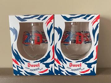 2 Duvel glazen Tormado beschikbaar voor biedingen