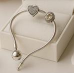 Pandora armband, love & passion, Handtassen en Accessoires, Armbanden, Nieuw, Ophalen of Verzenden, Met bedels of kralen, Zilver
