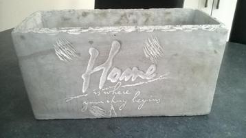 bloempot beschikbaar voor biedingen