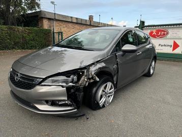 Alle onderdelen Opel Astra K 5 deurs beschikbaar voor biedingen