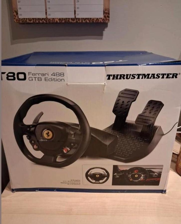 PlayStation T80 Ferrari 488 GTB Edition, geen gebruikssporen, Consoles de jeu & Jeux vidéo, Consoles de jeu | Sony Consoles | Accessoires