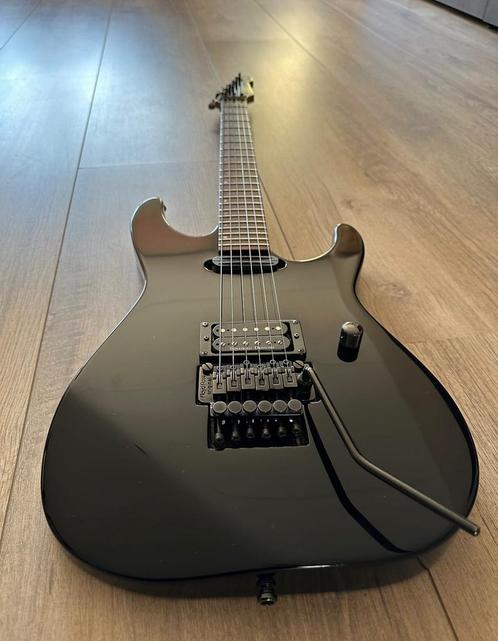 ESP Custom Order George Lynch Black 92-93, Muziek en Instrumenten, Snaarinstrumenten | Gitaren | Elektrisch, Zo goed als nieuw