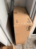 APC srt2200rmxli, Computers en Software, Noodvoedingen (UPS), Ophalen, Nieuw
