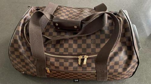Louis Vuitton, Handtassen en Accessoires, Tassen | Reistassen en Weekendtassen, Zo goed als nieuw, Bruin, Uitschuifbare handgreep