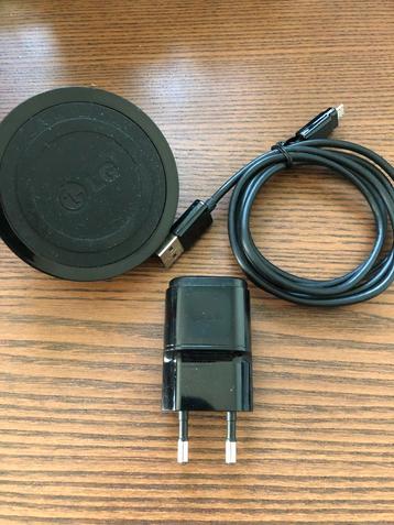 LG draadloze oplader WCP-405 met kabel en adapter beschikbaar voor biedingen