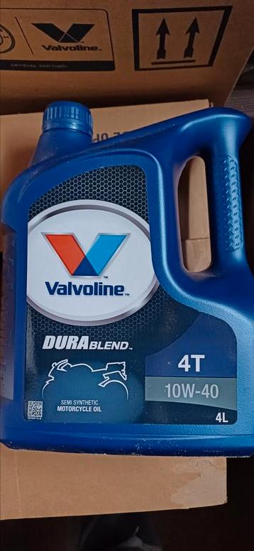 Valvoline durablend 10W40 beschikbaar voor biedingen