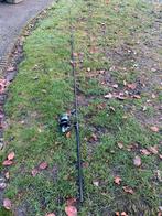 2 karperhengels met molen, Ophalen of Verzenden, Zo goed als nieuw