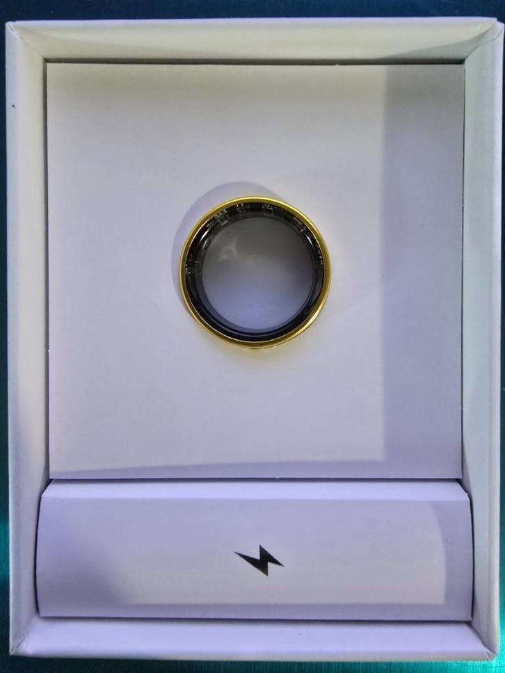 Verbonden ring - Maat 10 - Tweekleurige code - Nieuw product, Handtassen en Accessoires, Ringen, Nieuw, Dame of Heer, Zilver, IJzer of Staal