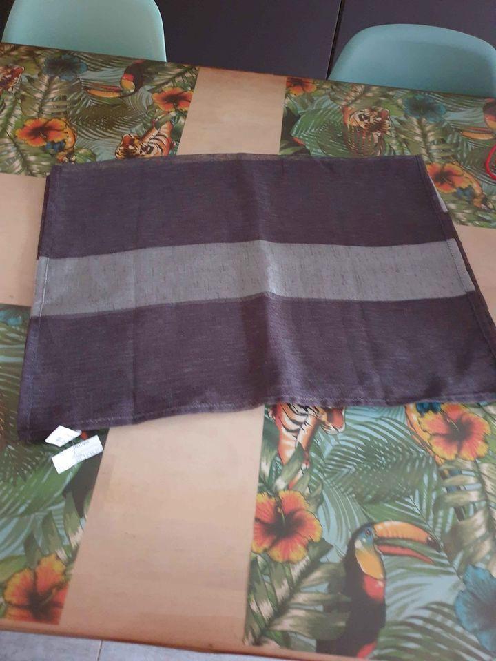 Mylene home & interieur tafelloper Deluxe NIEUW, Maison & Meubles, Cuisine | Linge de cuisine, Neuf, Enlèvement ou Envoi