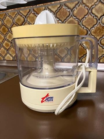 Electrische fruitpers beschikbaar voor biedingen