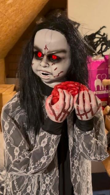 Rose marie animatronics beschikbaar voor biedingen