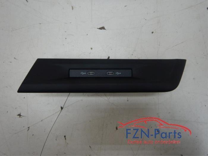 Oplaadpunt stekker aansluiting Volkswagen Golf (22744563), Auto-onderdelen, Elektronica en Kabels, Gebruikt, Ophalen