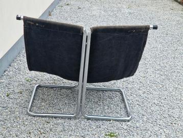 Design by  Ruud Ekstrand en Christer Norman . Formula lounge beschikbaar voor biedingen