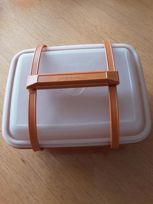 TUPPERWAERE TOOSTDOOS, Huis en Inrichting, Keuken | Tupperware, Gebruikt, Bus of Trommel, Oranje, Ophalen of Verzenden
