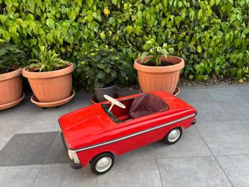 Moskvich trapauto beschikbaar voor biedingen