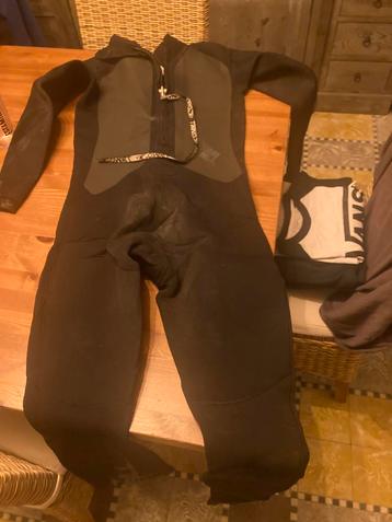 Surfpak o’neill XL 54