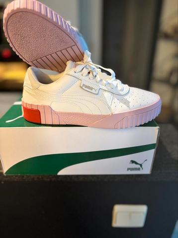 PUMA Cali Wn's damessneakers - maat 38,5 beschikbaar voor biedingen