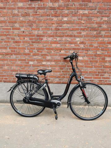Vélo électrique Bosch Mid-motor avec 2 batteries, Enlèvement, Comme neuf, 50 km par batterie ou plus