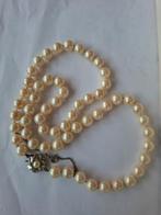 Retro parelketting met de hand geknoopt., Ophalen of Verzenden, Zo goed als nieuw