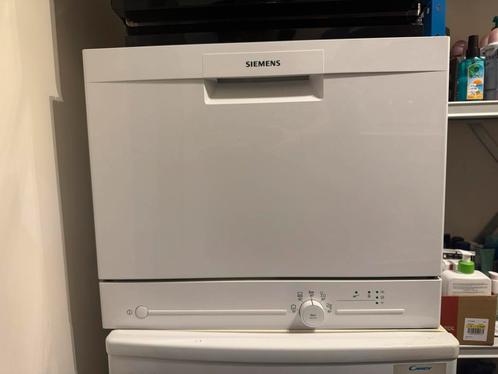Compacte vrijstaande vaatwasser Siemens, Elektronische apparatuur, Vaatwasmachines, Zo goed als nieuw, Vrijstaand, Ophalen