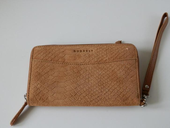 Burkely portemonnee. Leer., Handtassen en Accessoires, Portemonnees, Zo goed als nieuw, Overige merken, Bruin, Leder, Ophalen of Verzenden
