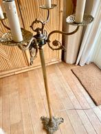 Staande lamp in Louis XV-stijl, klassieke kandelaar, Enlèvement