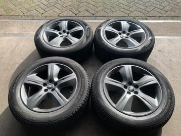 ZGAN ORIGINELE RR VELAR VELGEN + WINTER 4S BANDEN 255 55 19  beschikbaar voor biedingen