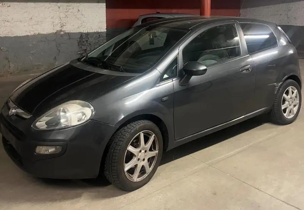 Tout pièces Fiat Punto 2010 essence, Autos : Pièces & Accessoires, Fiat