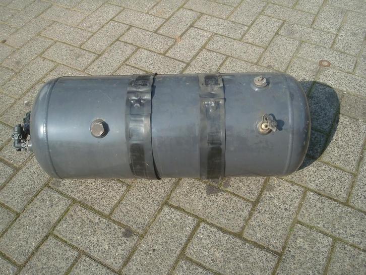 Renault Luchtketel 40 ltr, Auto-onderdelen, Vrachtwagen-onderdelen, Renault, Overige Auto-onderdelen, Gebruikt