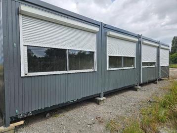 4 st. Bureelunits, geschakeld, gebruikt beschikbaar voor biedingen